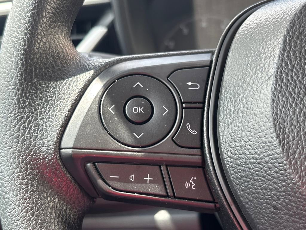 Used 2025 Toyota Corolla LE w/ LE Premium Package image 20