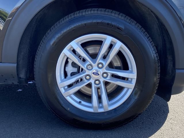 Used 2023 Ford Explorer XLT AWD/4WD image 8