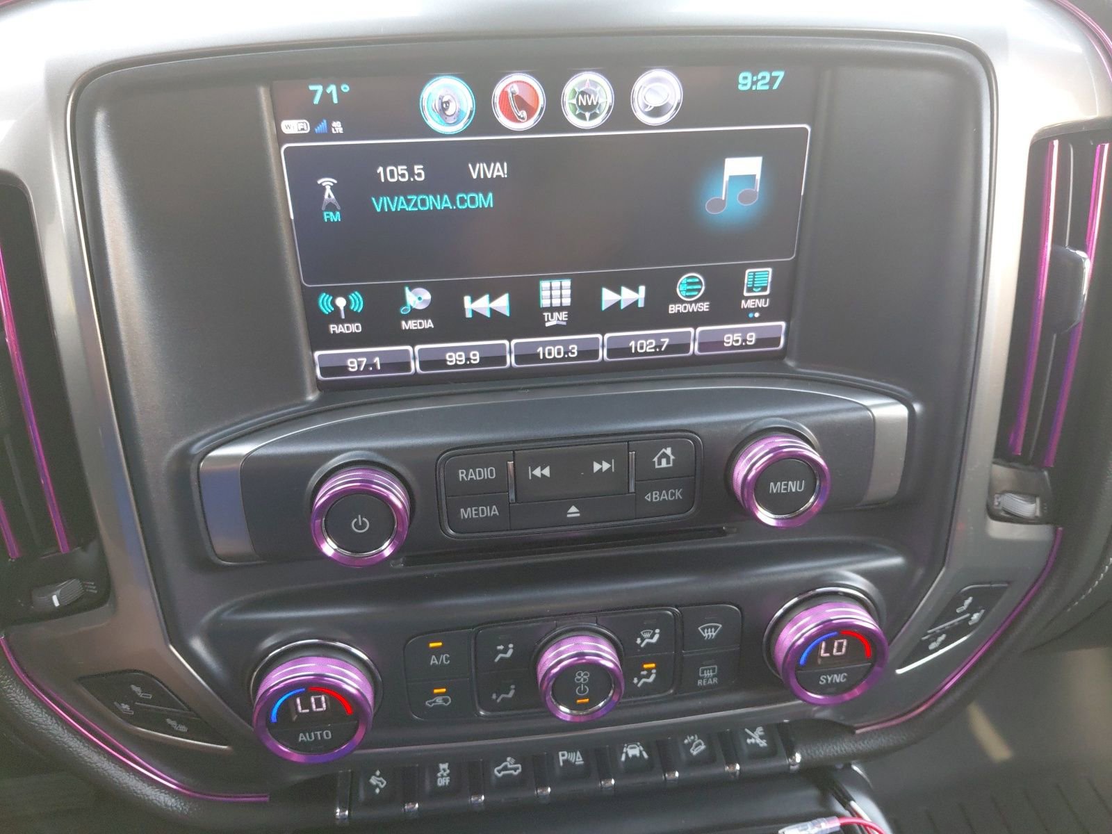 Used 2017 Chevrolet Silverado 1500 LTZ Z71 w/ LTZ Plus Package image 10