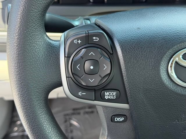 Used 2013 Toyota Camry LE FWD image 19