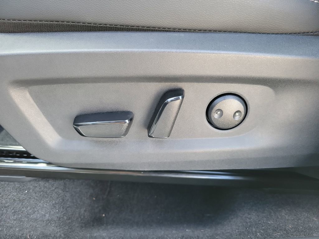 New 2025 Nissan Murano SL image 24