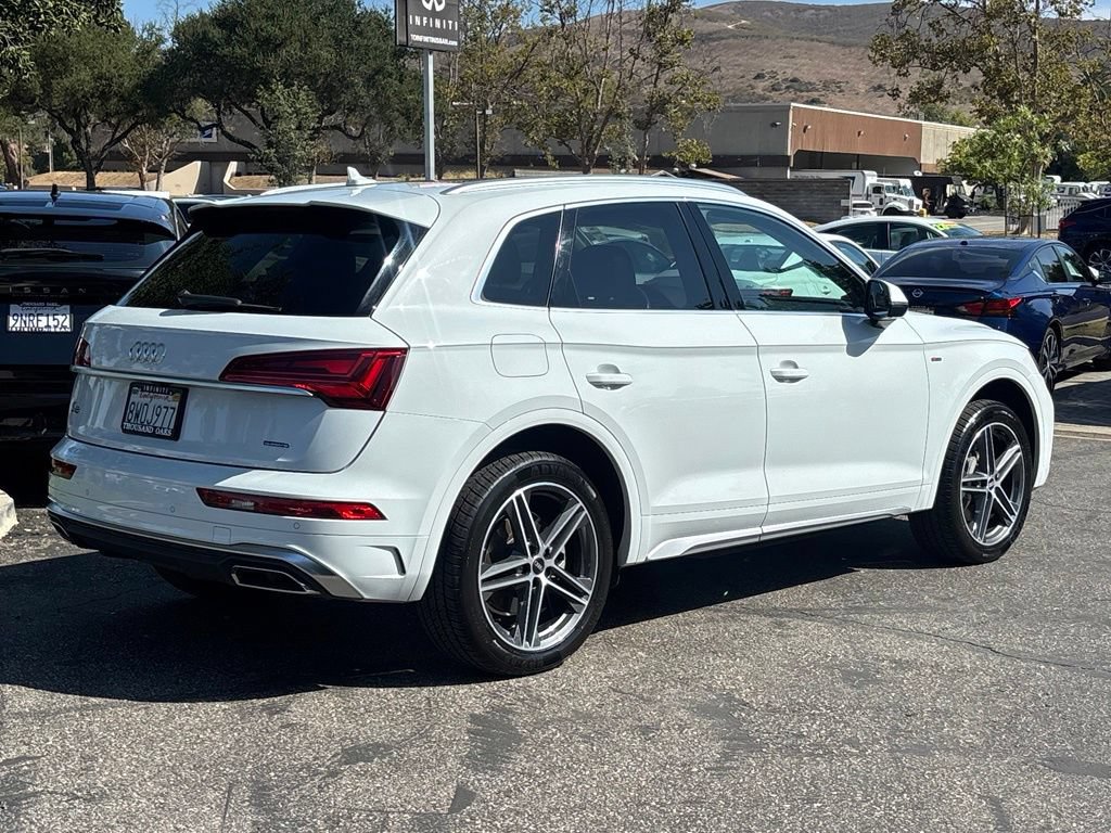 Used 2021 Audi Q5 e Premium AWD/4WD image 3