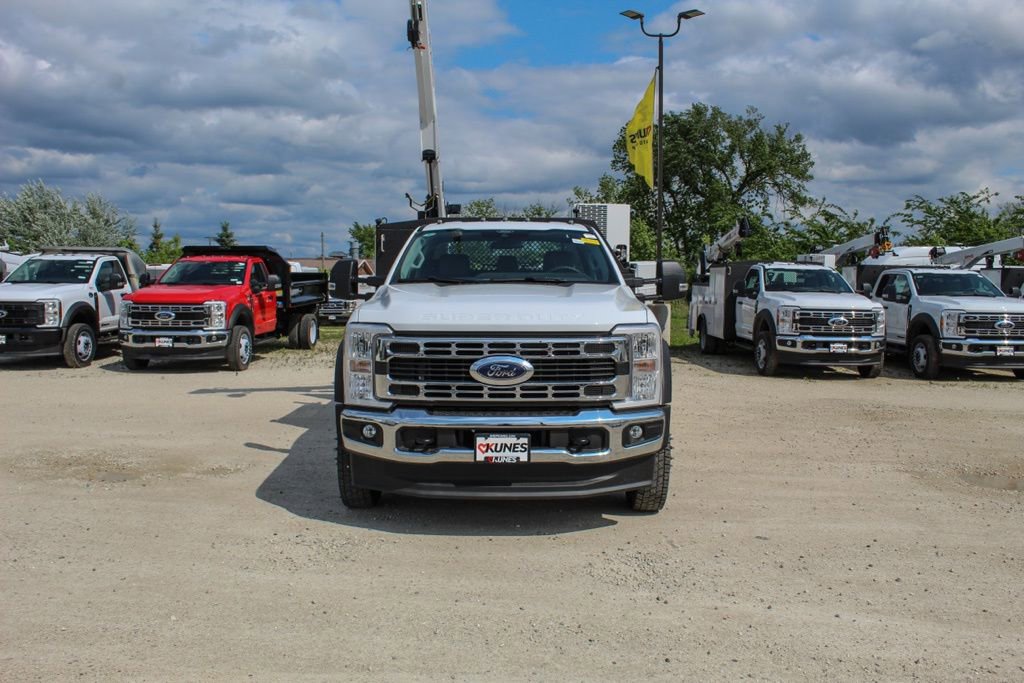 New 2025 Ford F550 4x4 Regular Cab Super Duty image 10