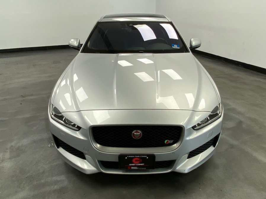 Used 2018 Jaguar XE S image 9