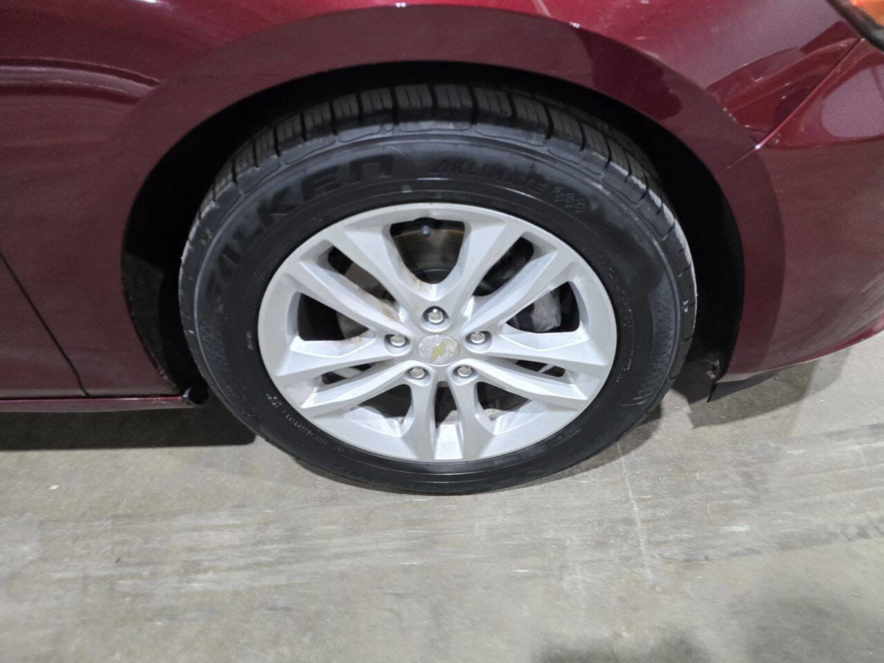 Used 2016 Chevrolet Malibu LT w/ Leather Package image 19