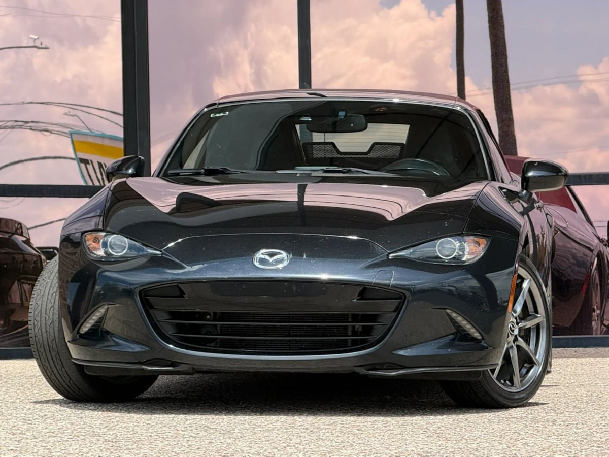 Used 2018 MAZDA MX-5 Miata Grand Touring RWD image 2