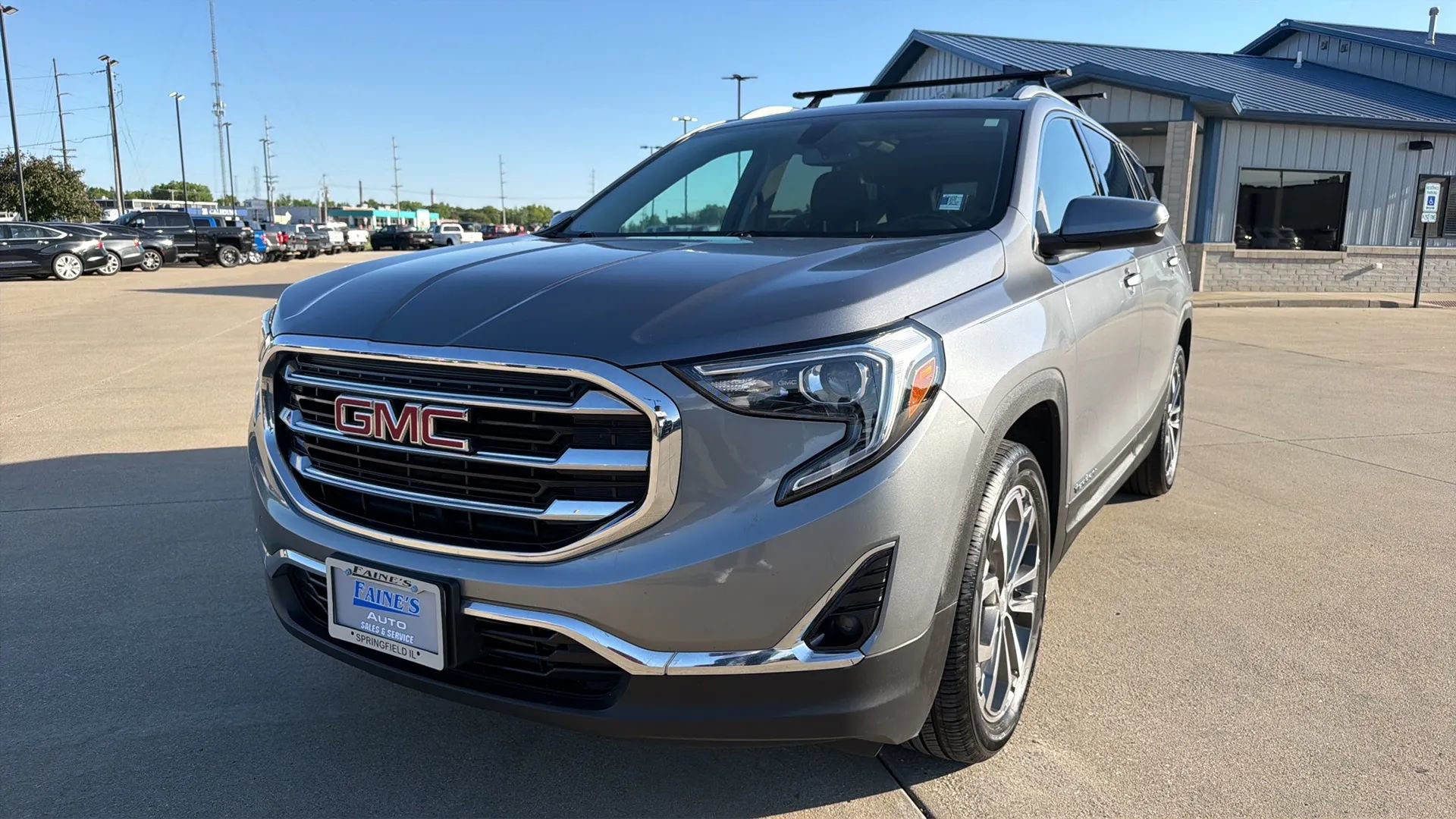 Used 2018 GMC Terrain SLT w/ Preferred Package AWD/4WD image 2