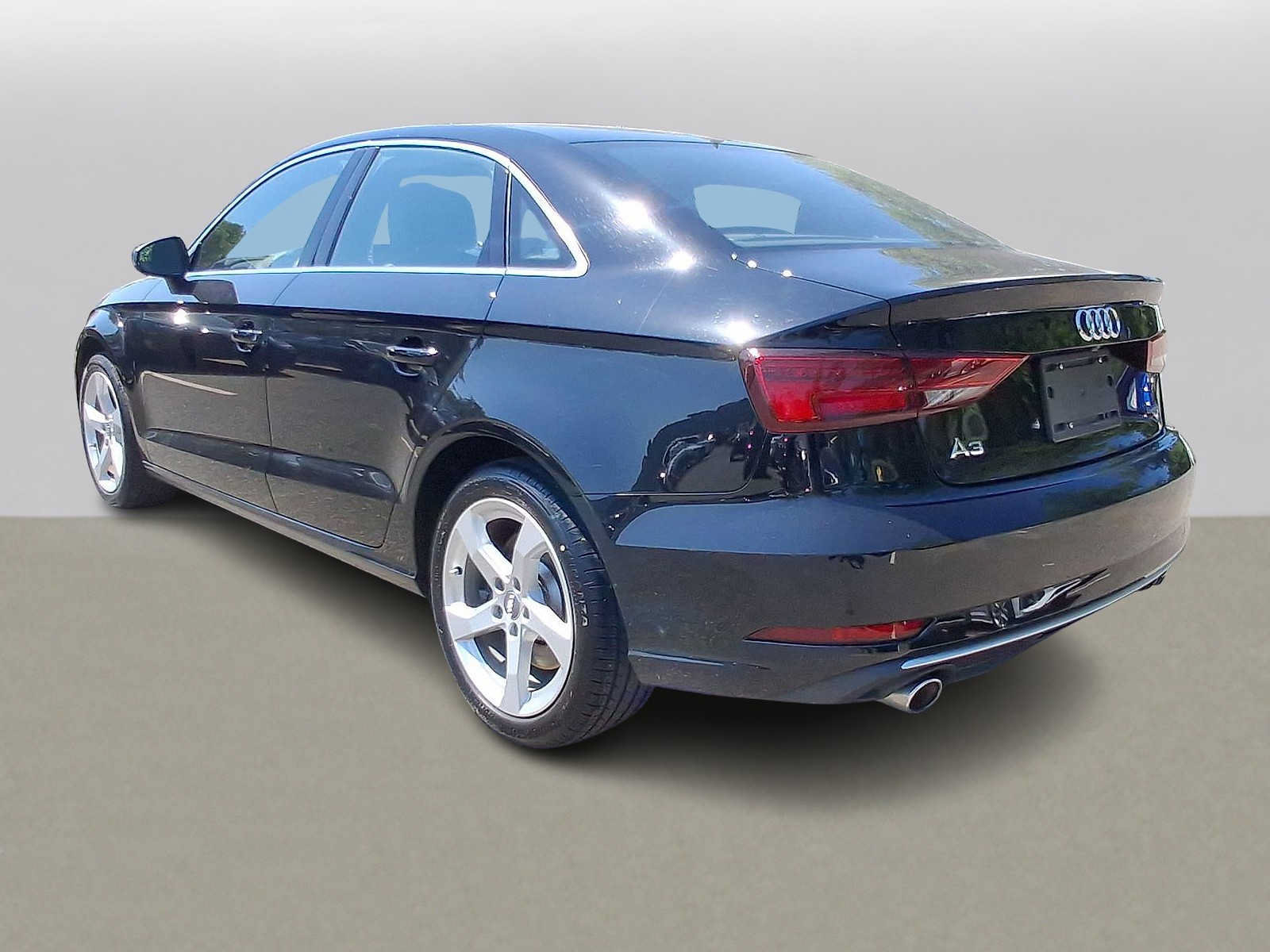 Used 2019 Audi A3 2.0T Premium w/ Convenience Package AWD/4WD image 28