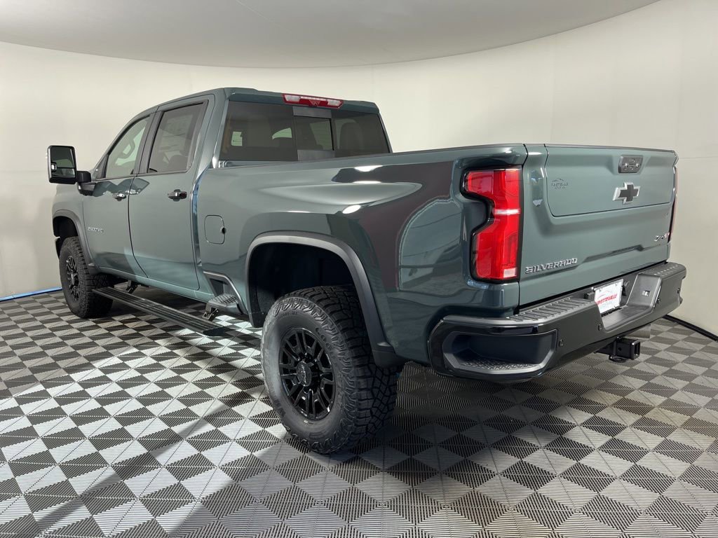 New 2026 Chevrolet Silverado 2500 ZR2 image 3