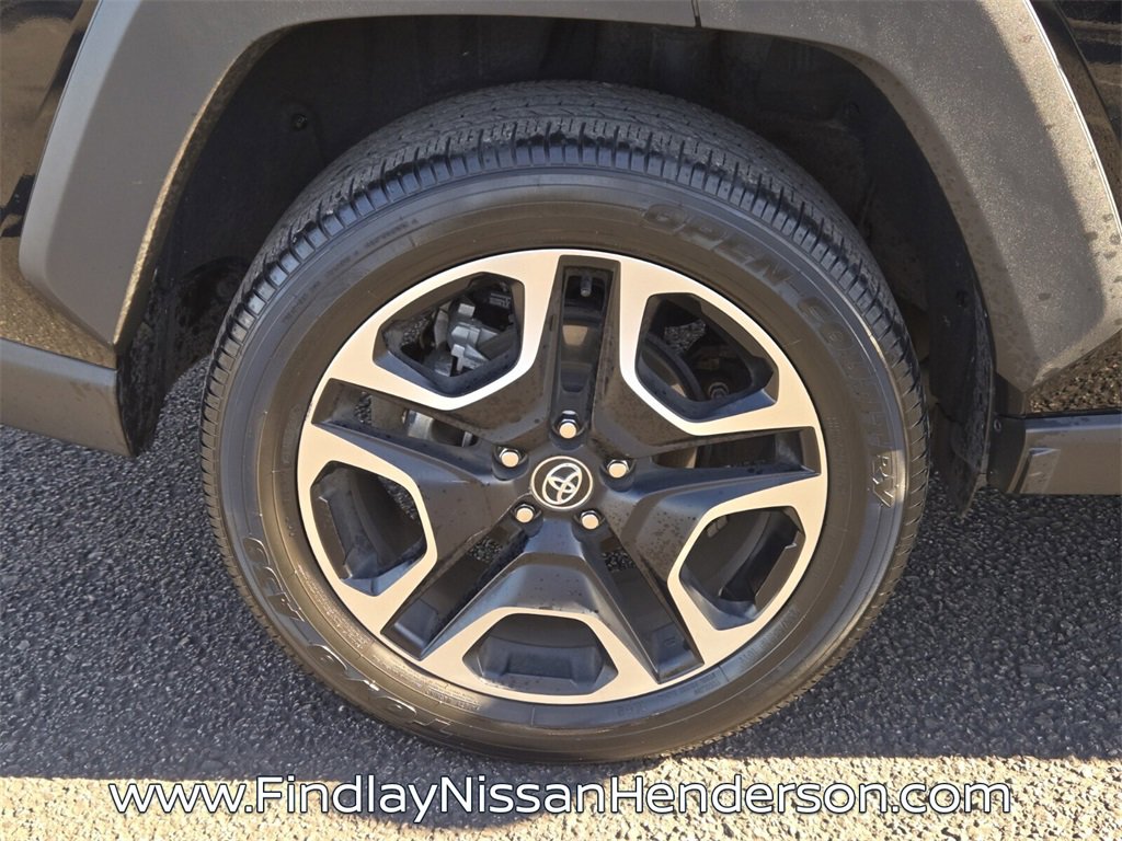 Used 2020 Toyota RAV4 Adventure image 12