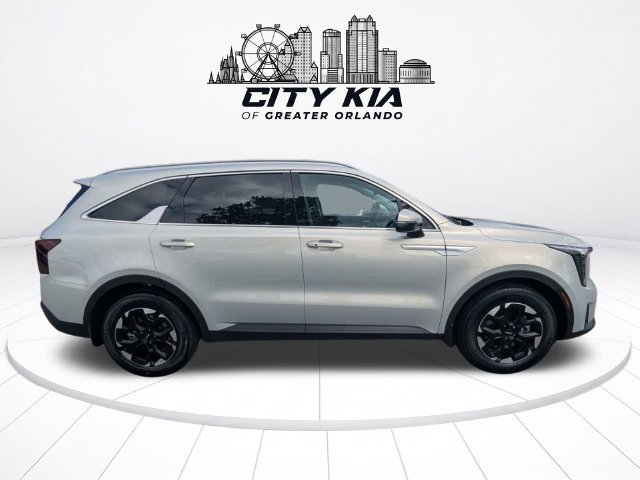 New 2026 Kia Sorento S FWD image 7