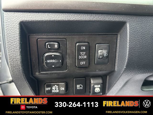 Used 2019 Toyota Tundra SR5 w/ Convenience Package image 8