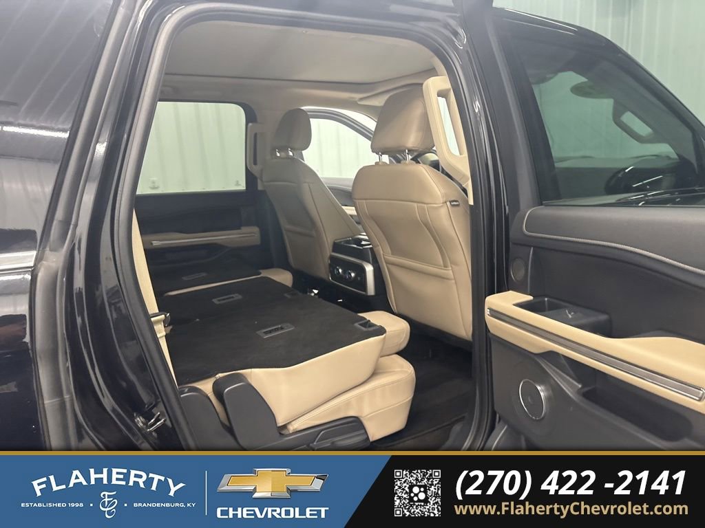 Used 2022 Ford Expedition Max Limited image 14
