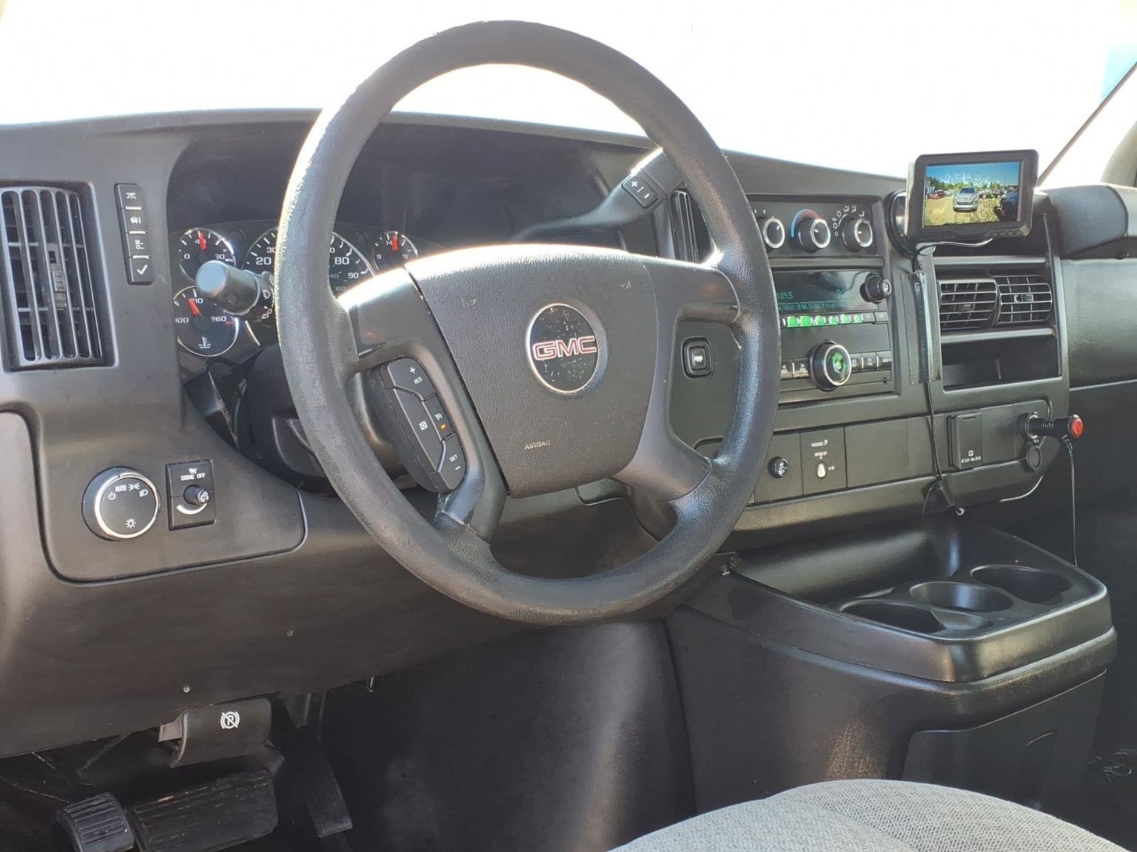 Used 2015 GMC Savana 2500 RWD image 8