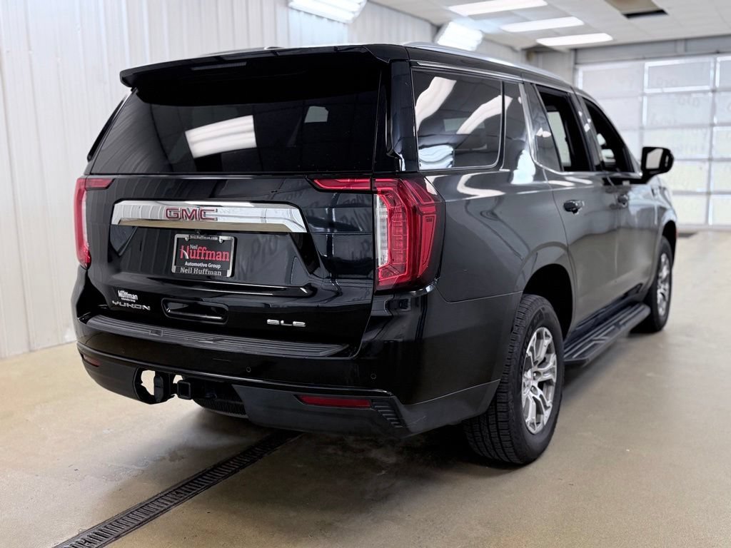 Used 2021 GMC Yukon SLE AWD/4WD image 5