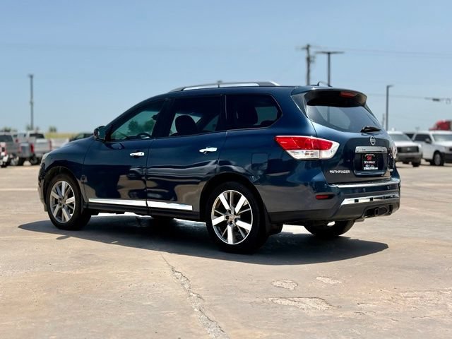 Used 2015 Nissan Pathfinder Platinum FWD image 5
