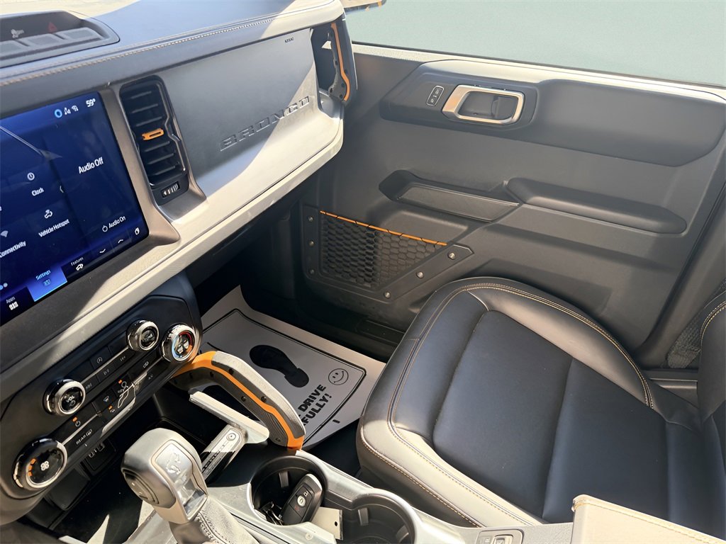 Used 2024 Ford Bronco Badlands image 28