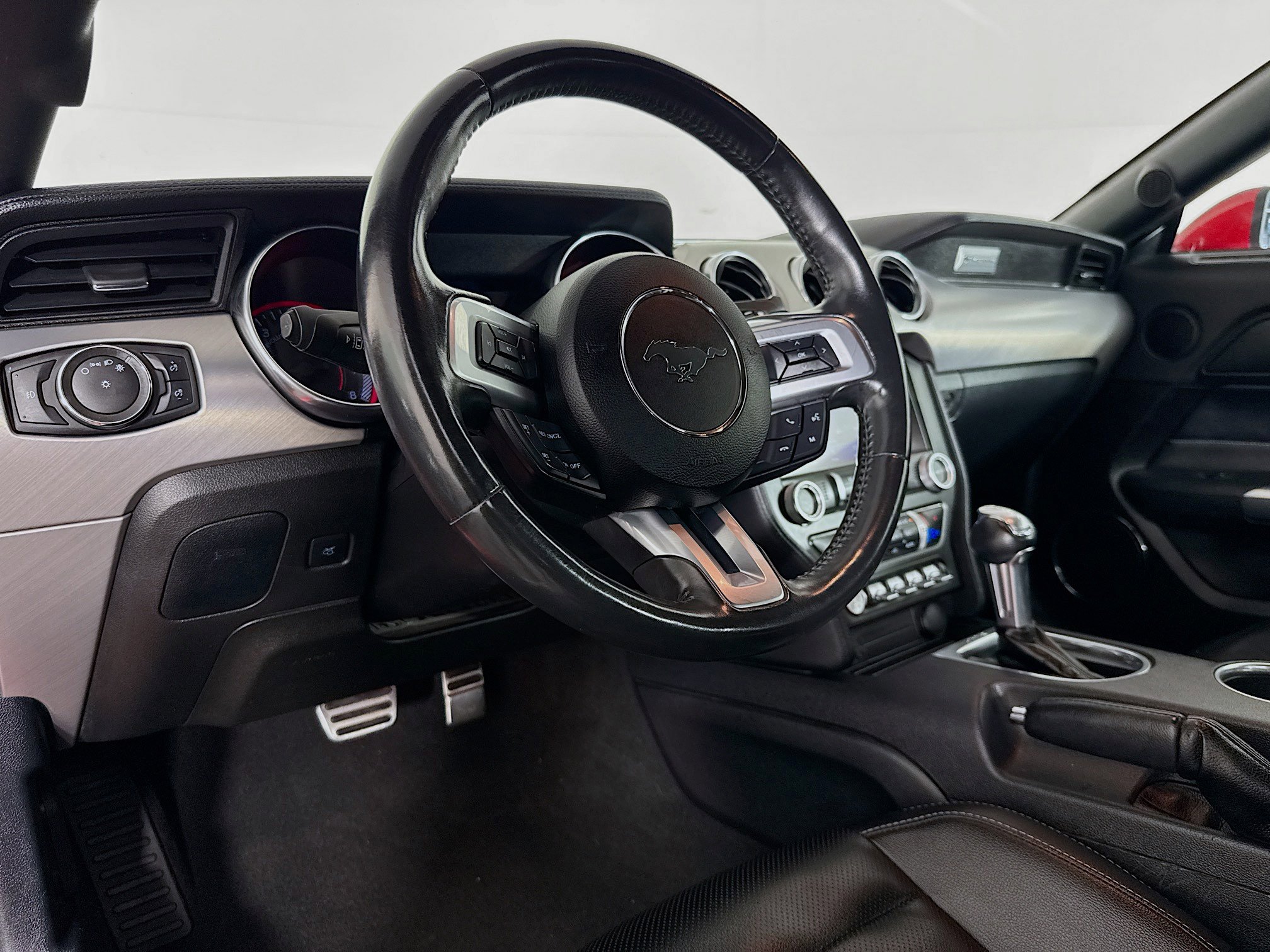 Used 2021 Ford Mustang Premium image 22