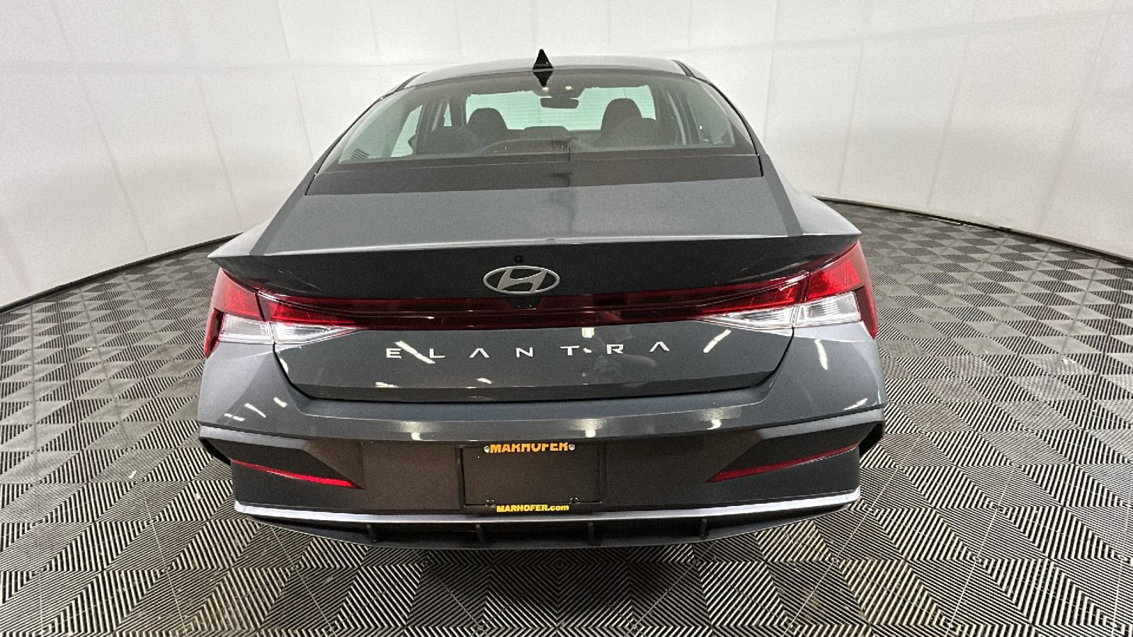 Used 2024 Hyundai Elantra SEL FWD image 4