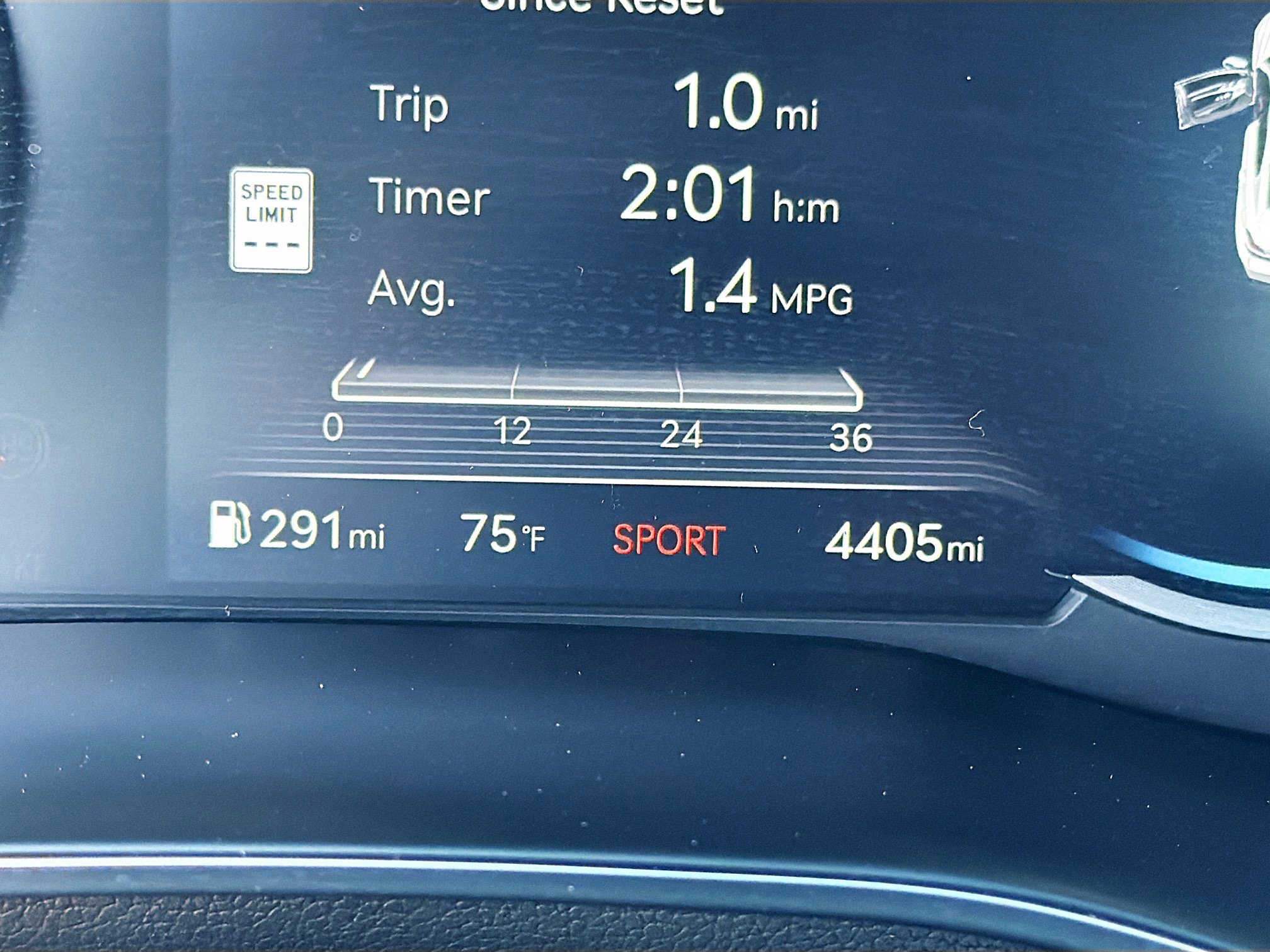 Used 2024 Genesis G70 2.5T w/ Sport Prestige Package image 39