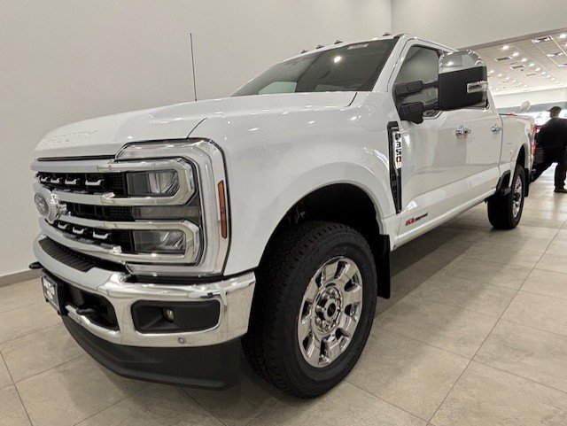 New 2026 Ford F350 Lariat image 3