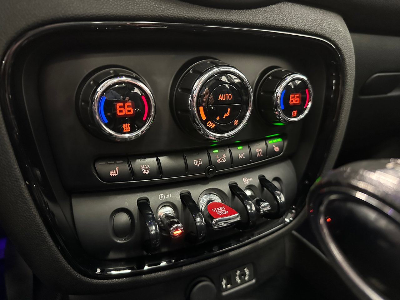 Used 2016 MINI Cooper Clubman image 36