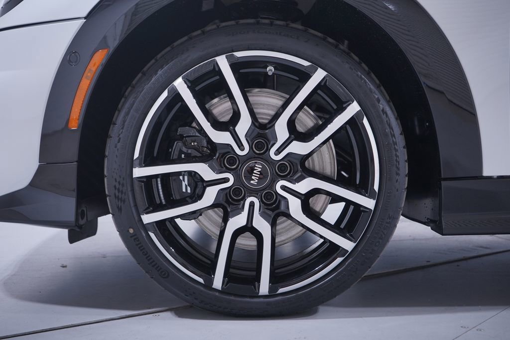 New 2026 MINI Cooper S FWD image 2