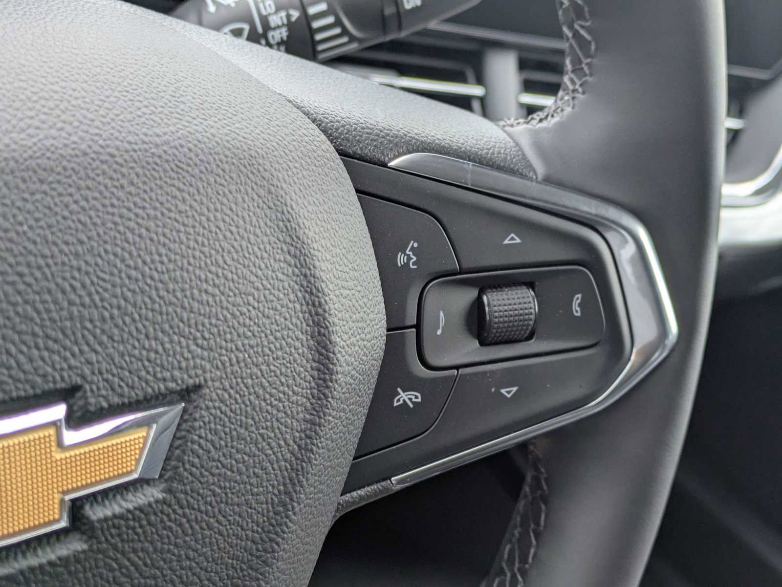 New 2026 Chevrolet Trax LT w/ Driver Confidence Package FWD image 25
