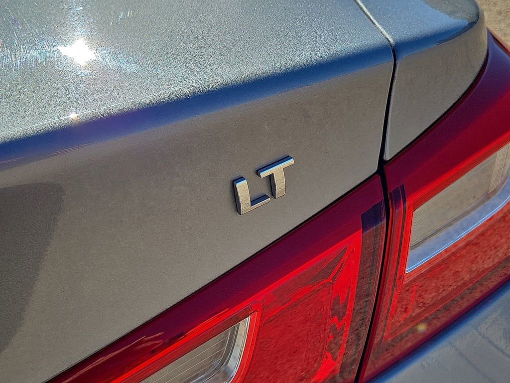 Used 2023 Chevrolet Malibu LT image 12