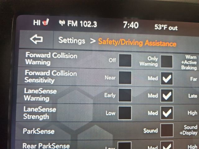 Used 2021 Jeep Cherokee Latitude Lux w/ Comfort/Convenience Group image 43