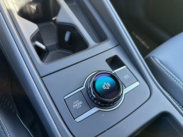 New 2025 Volkswagen Tiguan SE R-Line image 22