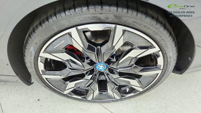 Used 2024 BMW i5 eDrive40i w/ M Sport Package image 62