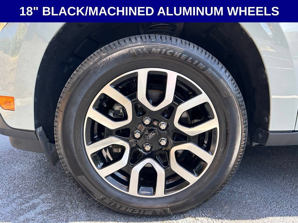 Used 2023 Ford Maverick XL FWD image 2