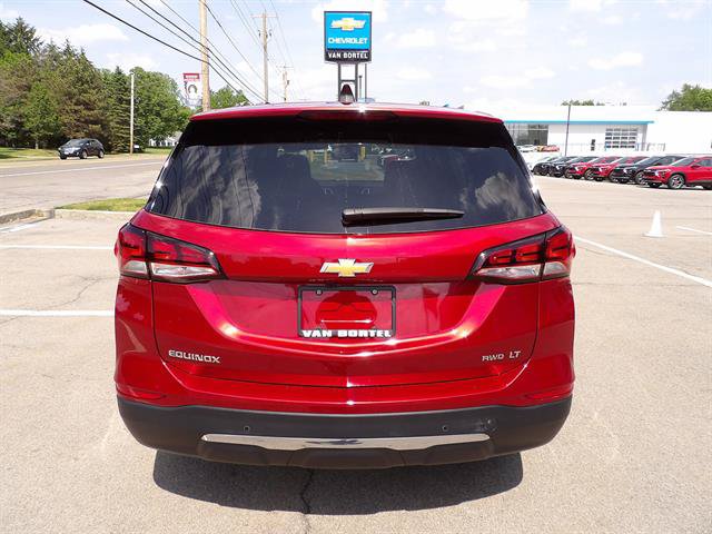 Certified 2024 Chevrolet Equinox LT AWD/4WD image 4
