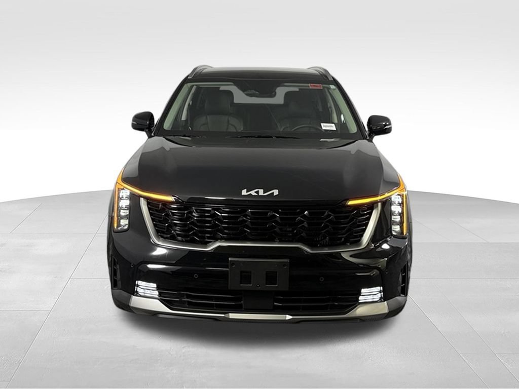 Used 2025 Kia Sorento EX w/ Panoramic Sunroof Package FWD image 3