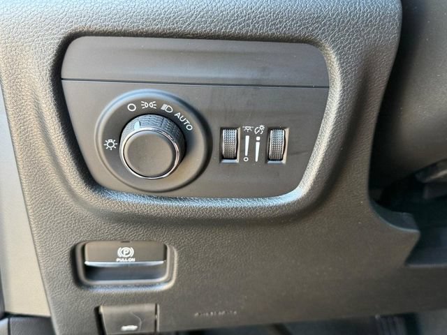 New 2026 Jeep Grand Cherokee Altitude AWD/4WD image 31