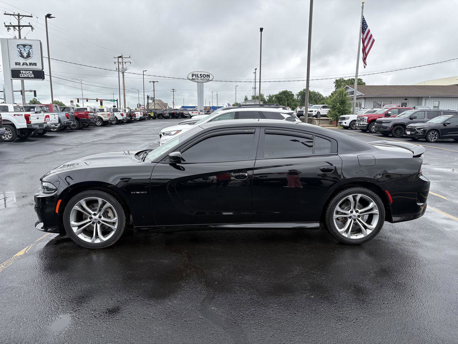 Used 2022 Dodge Charger R/T RWD image 16