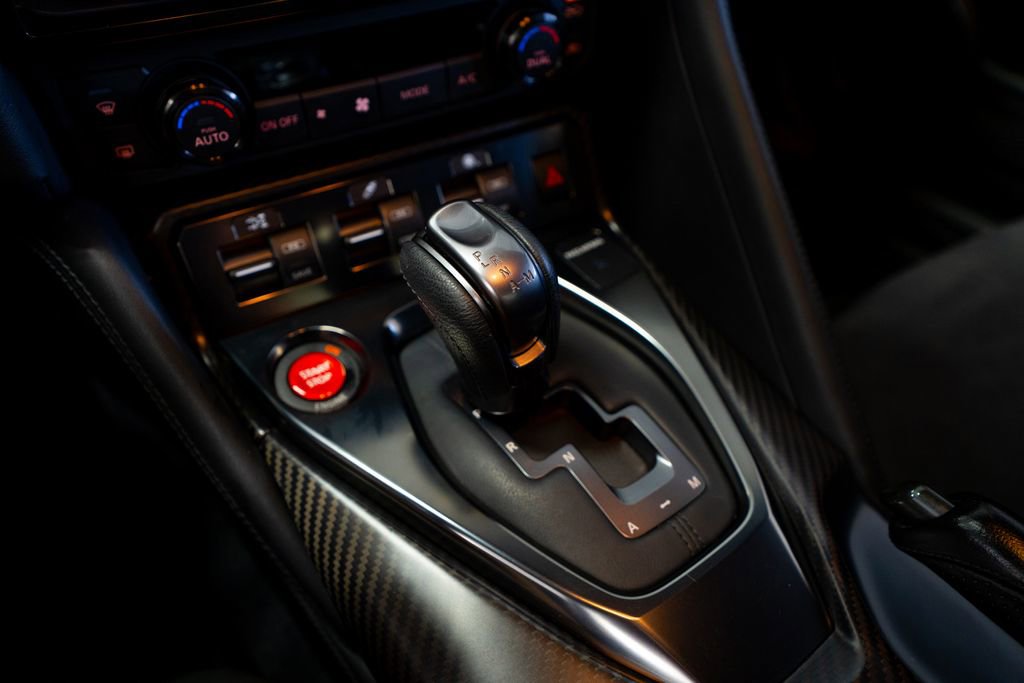 Used 2023 Nissan GT-R Premium w/ Floor Mat Package image 42