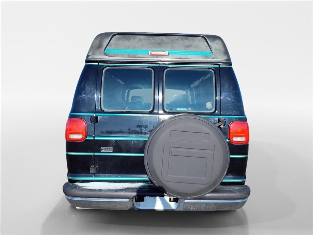 Used 1994 Dodge B2500 image 5