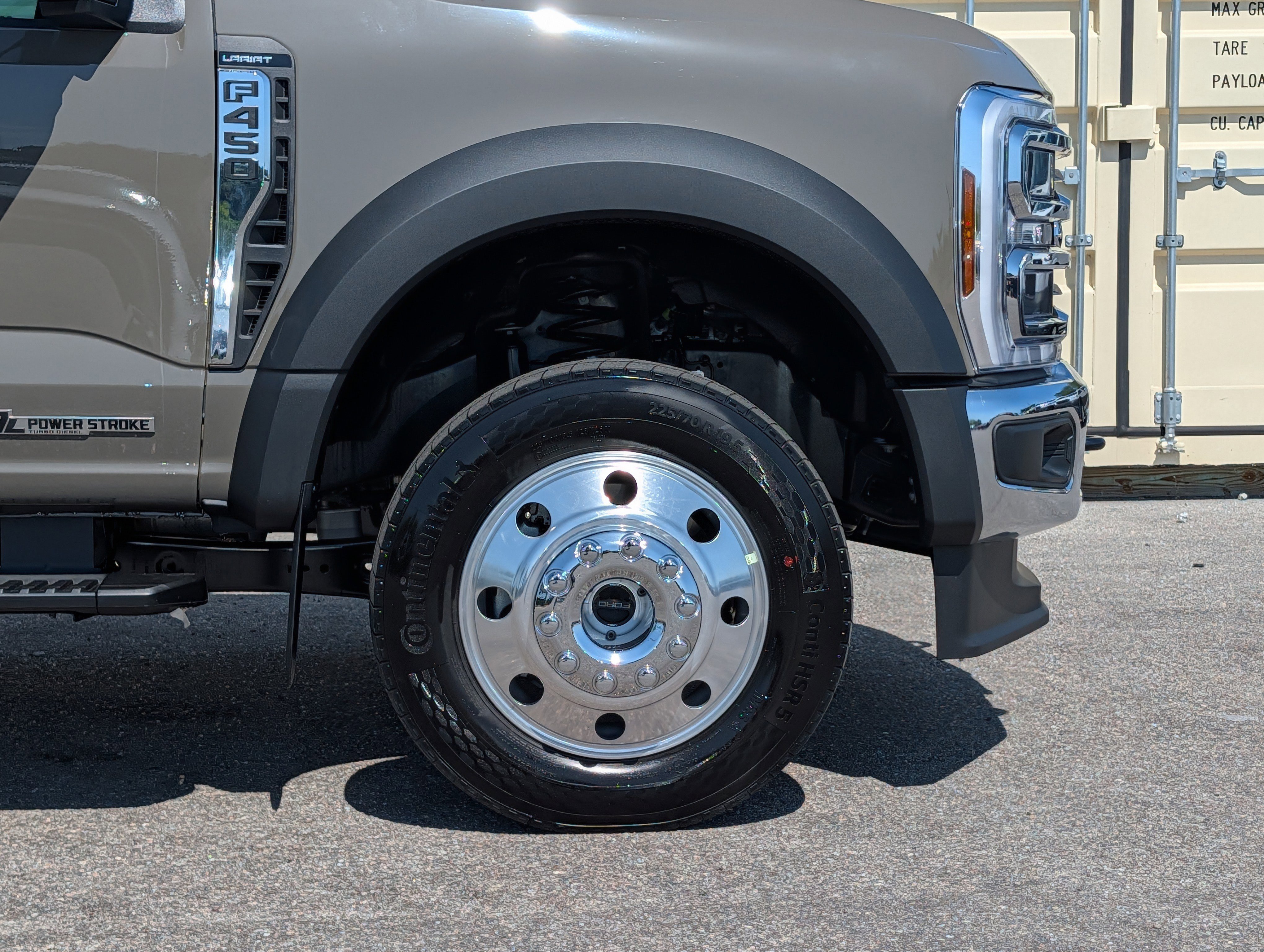 New 2026 Ford F450 4x4 Crew Cab Super Duty image 12