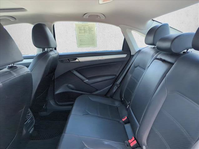 Used 2019 Volkswagen Passat 2.0T Wolfsburg w/ Wheels & Sunroof Package FWD image 17
