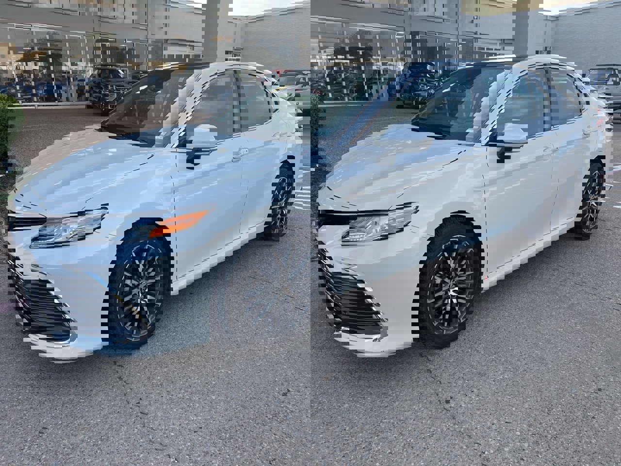 Used 2023 Toyota Camry XLE