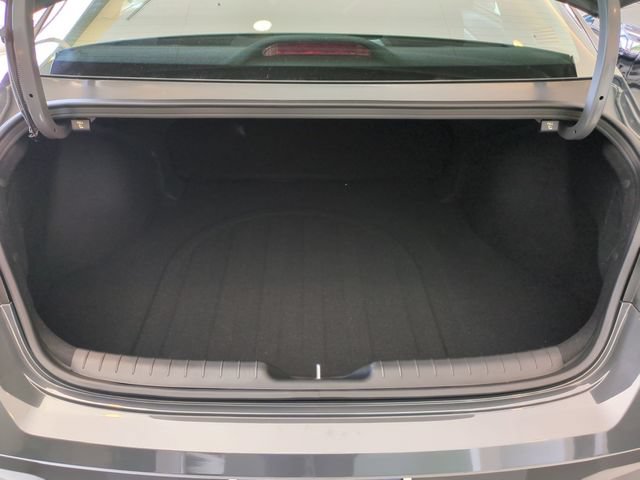 Certified 2026 Hyundai Elantra SE FWD image 16