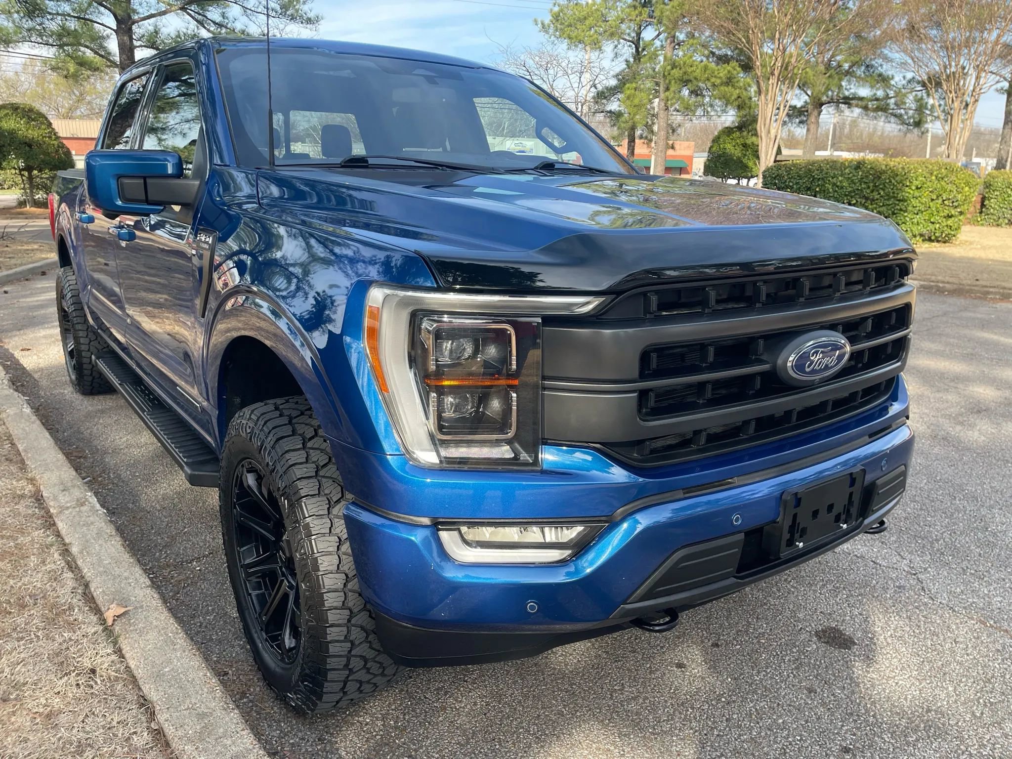 Used 2022 Ford F150 Lariat w/ Equipment Group 502A High image 7