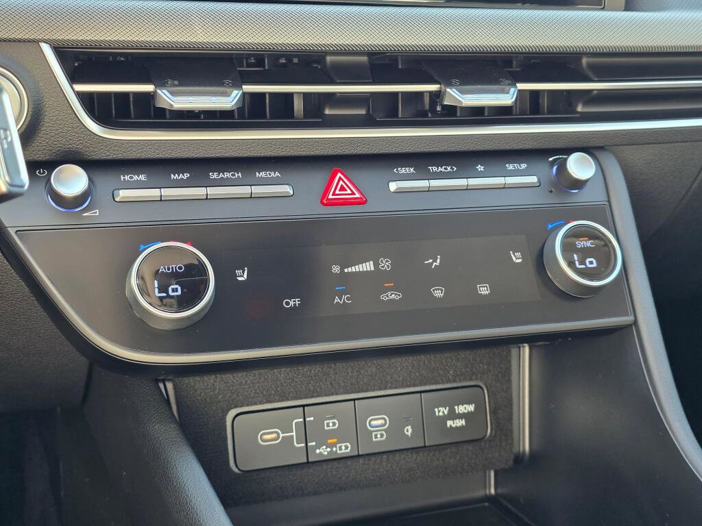 New 2026 Hyundai Sonata SEL FWD image 22