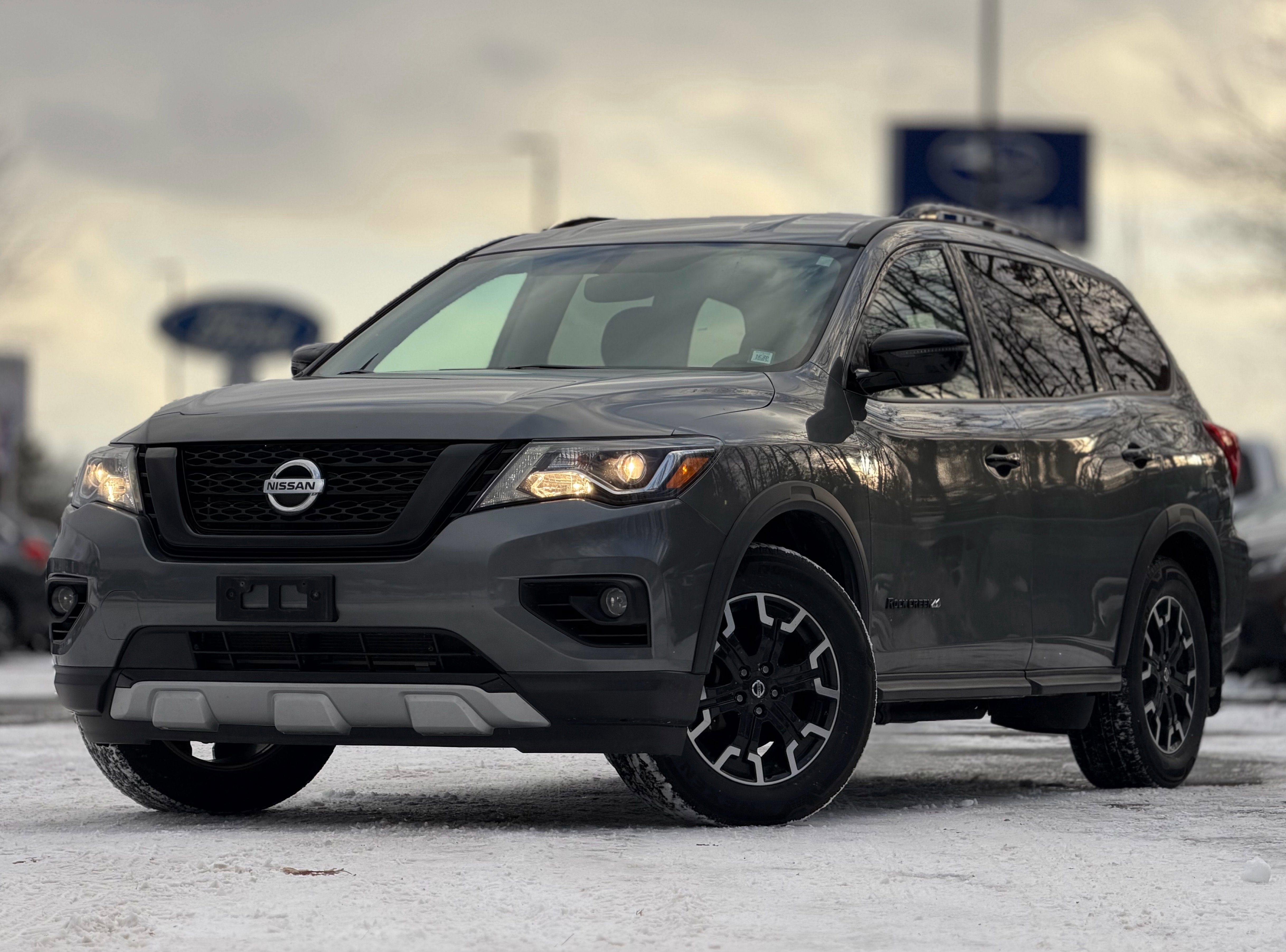 Used 2020 Nissan Pathfinder SV w/ Rock Creek Edition image 1