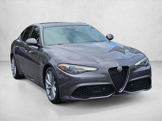 Used 2022 Alfa Romeo Giulia Sprint RWD image 3