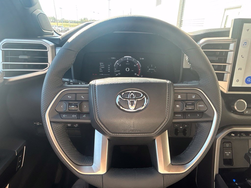 New 2026 Toyota Tundra Limited AWD/4WD image 21