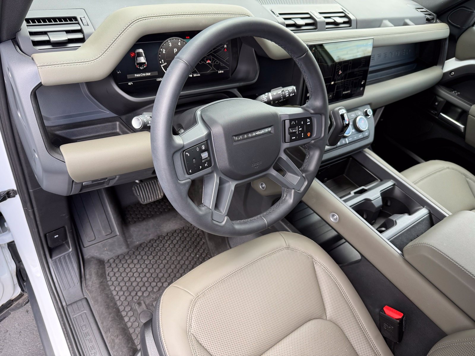 New 2026 Land Rover Defender 110 S AWD/4WD image 13