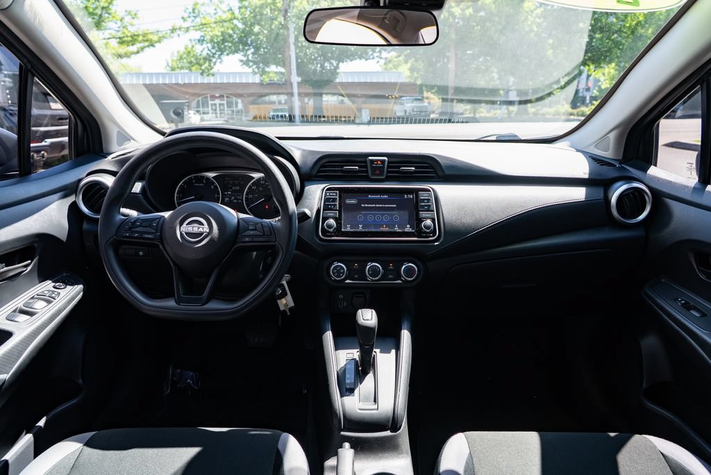Used 2025 Nissan Versa S w/ Trunk Package FWD image 9